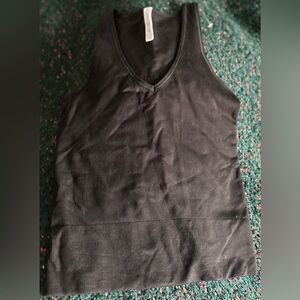 ‼️RARE‼️🎸ATHLETA🎸🔥NWT🔥Aurora Searss Crop Rib Tank in Black—XS